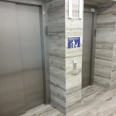 Tina Apartment - Mamaia Nord Apartament *