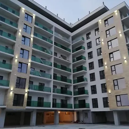 Tina Apartment - Mamaia Nord Apartament *